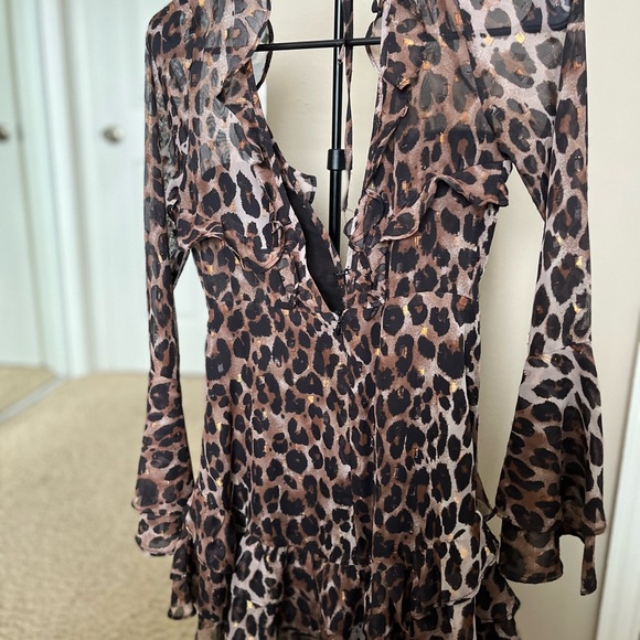 Clothes - Picture 3 of 3